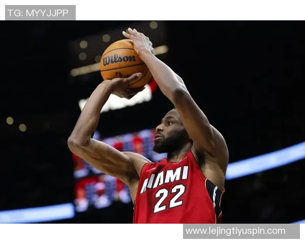 维金斯最后时刻发力16投9中三分球表现出色砍下22分4篮板3助攻半场独得15分 维金斯最后时刻发力16投9中三分球表现出色砍下22分4篮板3助攻半场独得15分