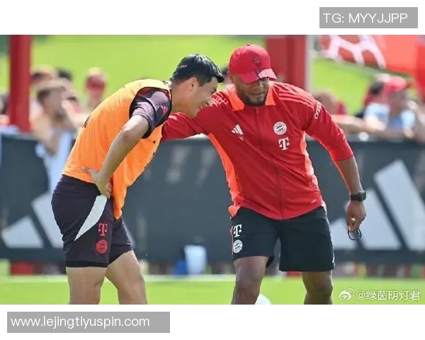 弗罗因德称孔帕尼与拜仁完美匹配新合同未设解约条款 弗罗因德称孔帕尼与拜仁完美匹配新合同未设解约条款